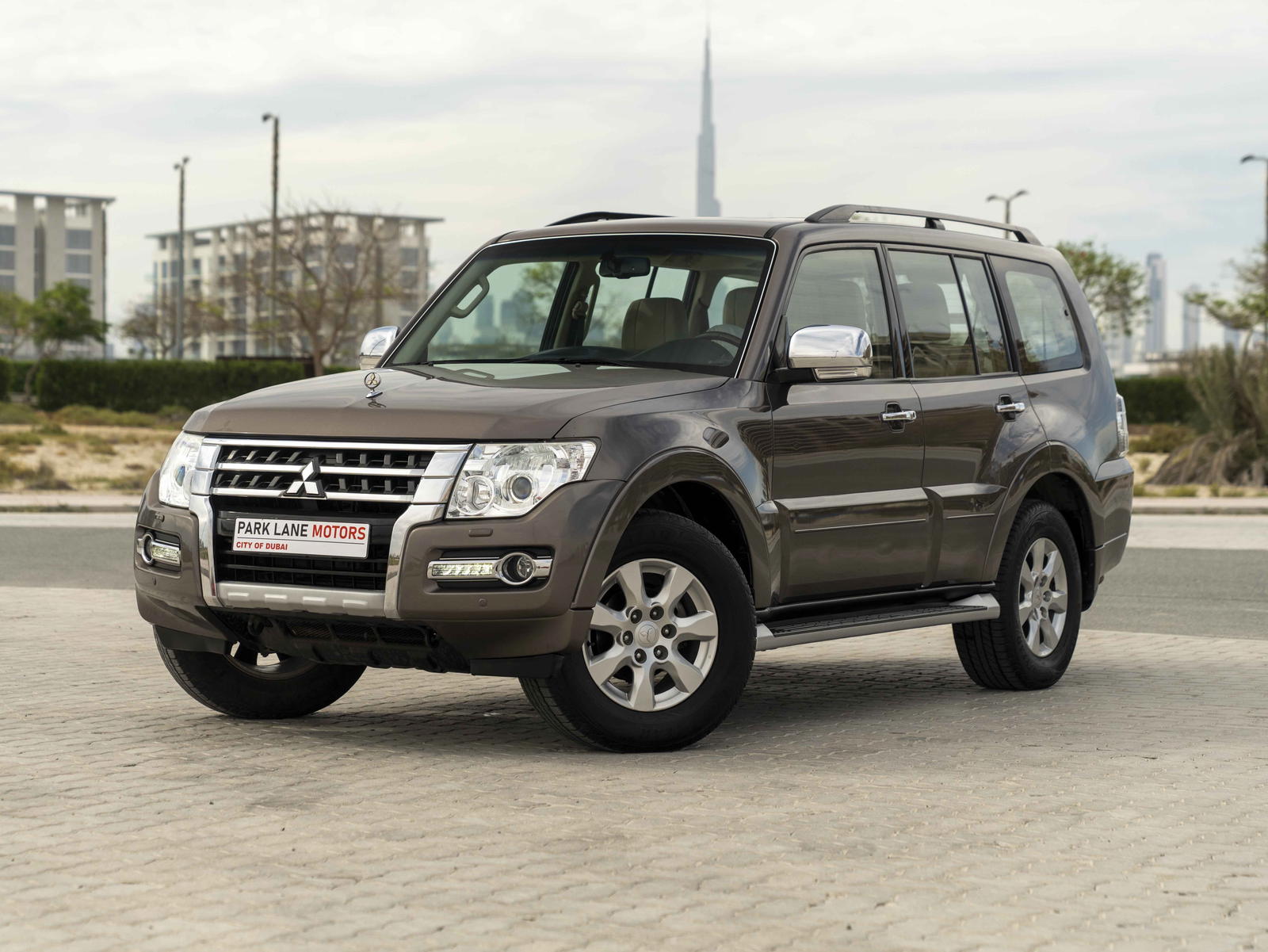 Monthly Car Rental Dubai | Where to Hire Best Car for Rentals